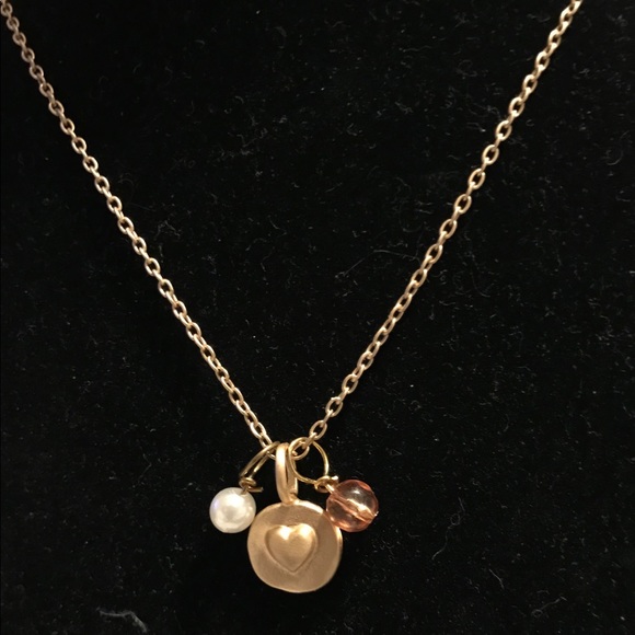 Jewelry - Heart charm necklace